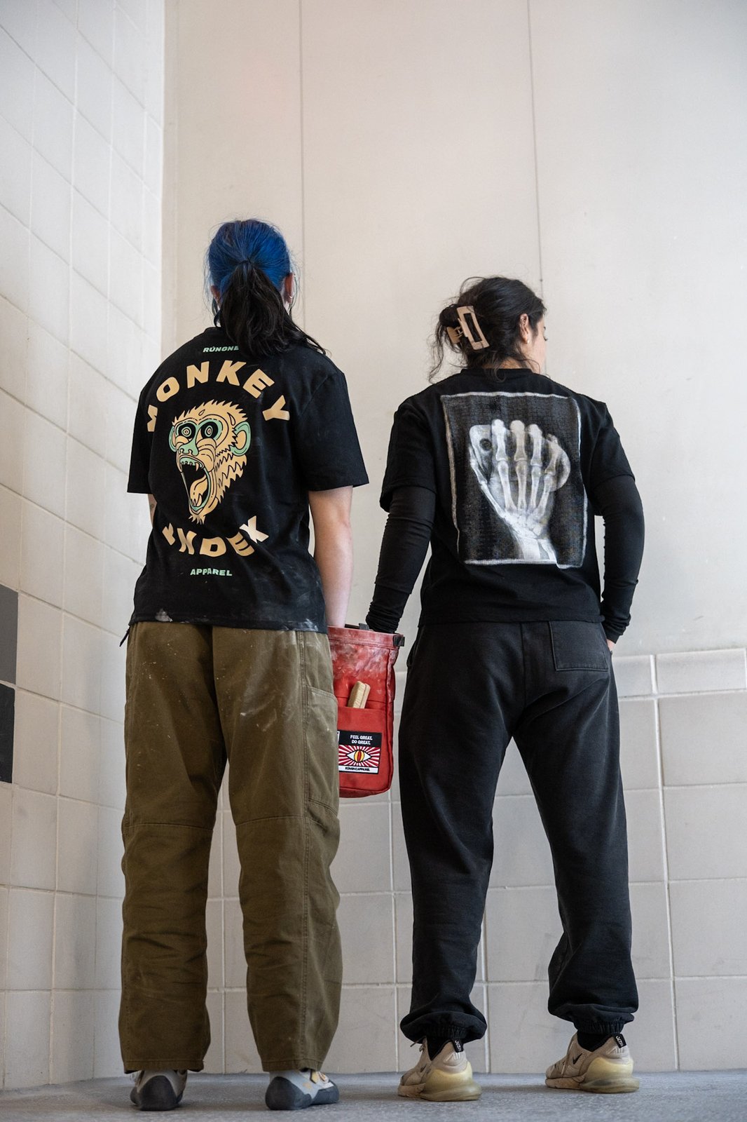 rungne_lifestyle_monkey-index-tee-regular-fit--beast-mode-chalk-bucket--x-ray-tee_011