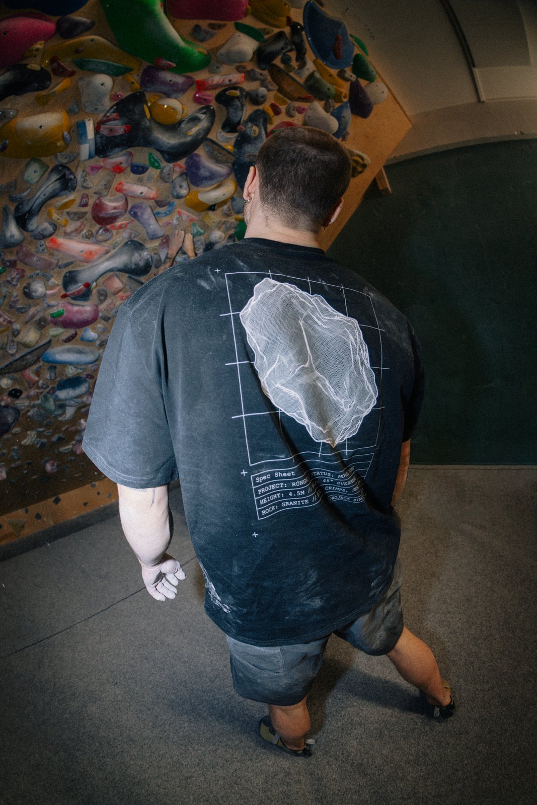 rungne_lifestyle_flow-shorts--open-project-tee_011