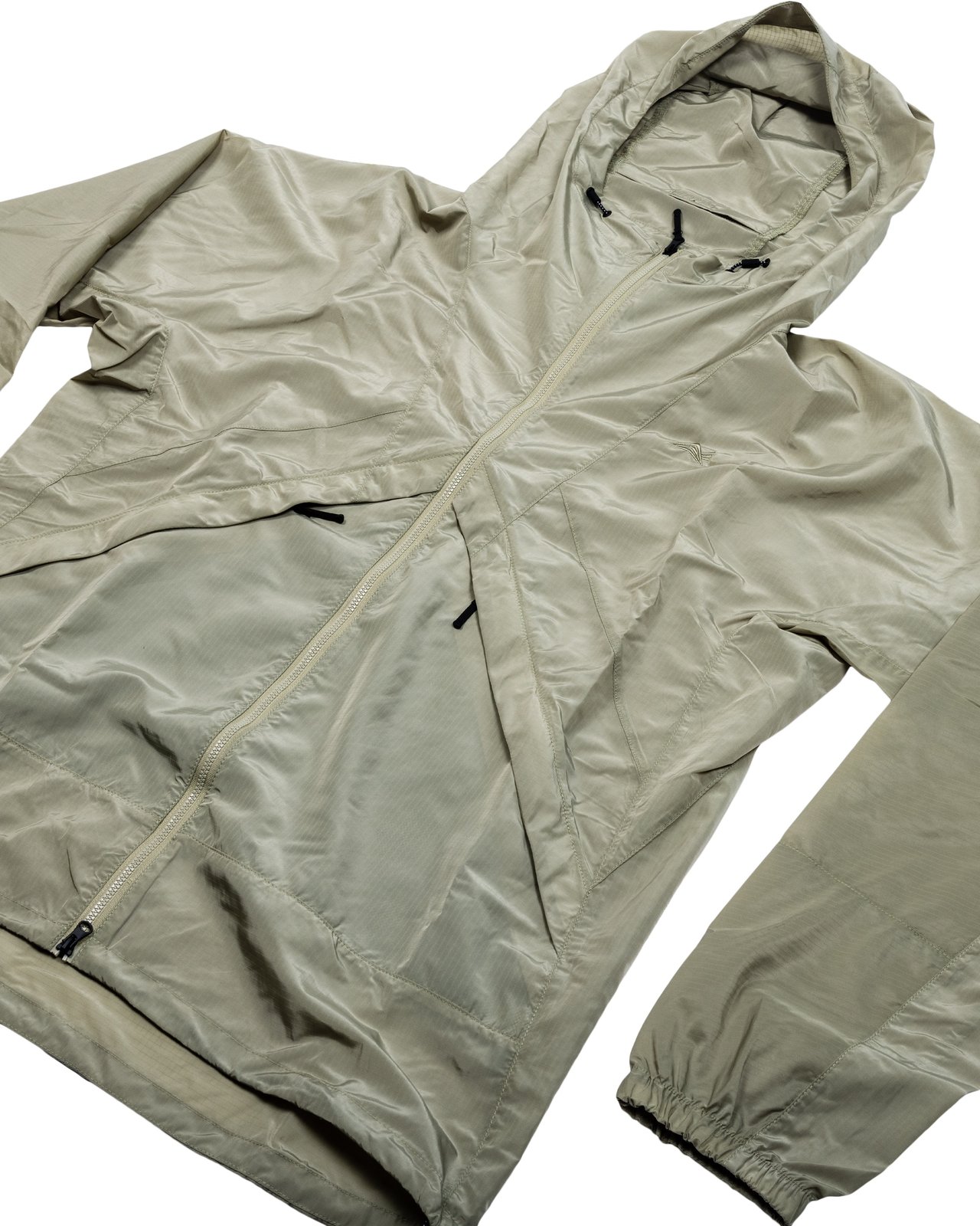 rungne_packshot_flow-jacket_017