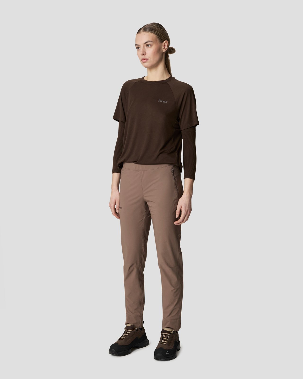 rungne_modelshot_womens-sloper-tee_pos05_forged-iron