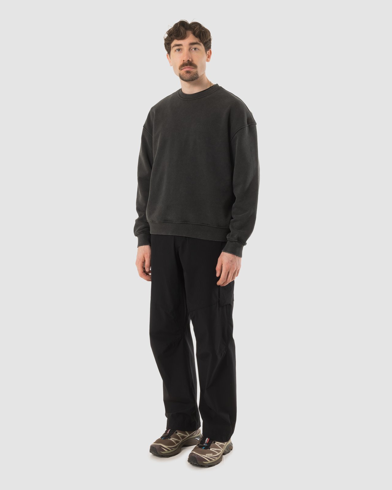 rungne_packshot_project-crewneck_008