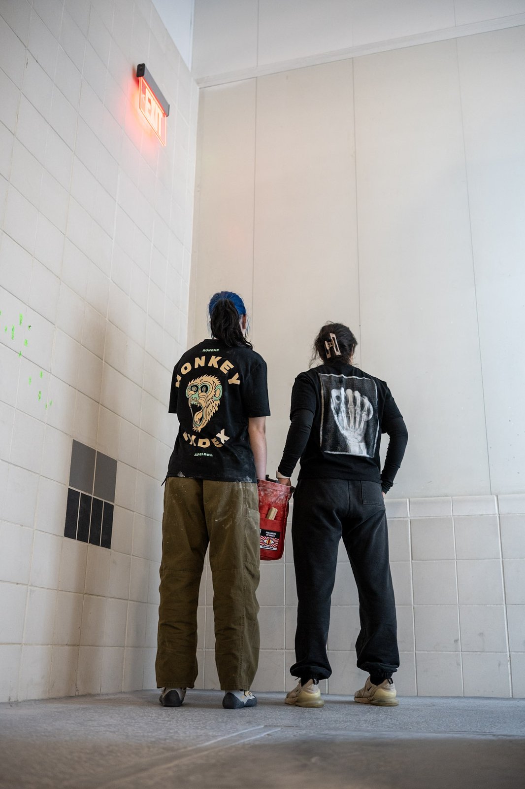 rungne_lifestyle_monkey-index-tee-regular-fit--beast-mode-chalk-bucket--x-ray-tee_008