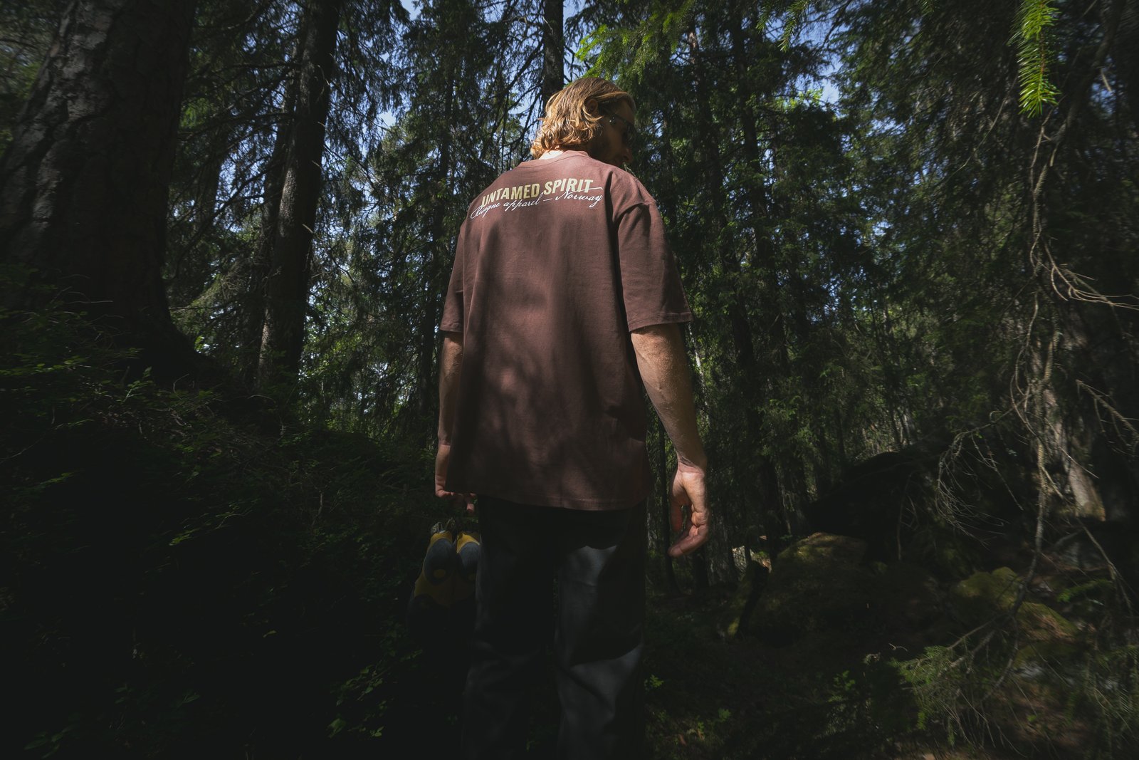 rungne_lifestyle_slab-tee-untamed_001