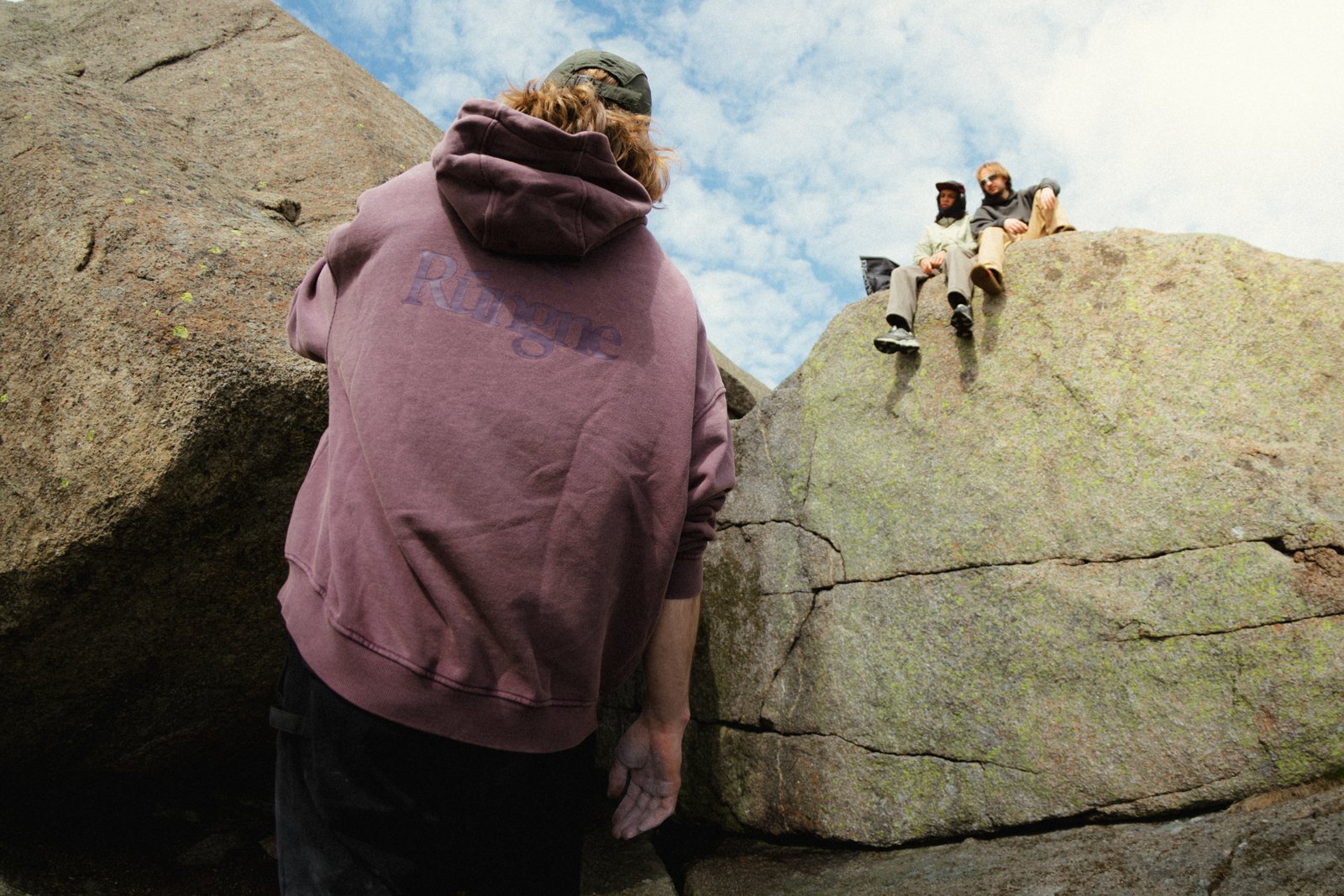 rungne_lifestyle_flow-jacket--highballer-utility-soft-stretch--project-hoodie_003