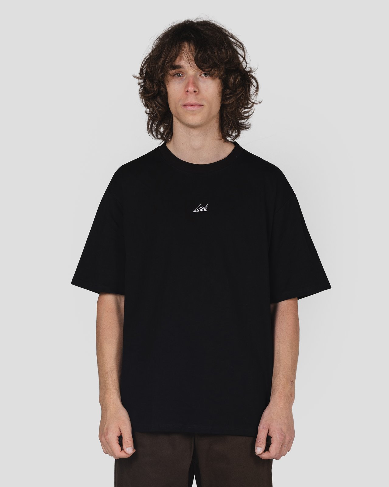 rungne_packshot_slab-tee-mark_006