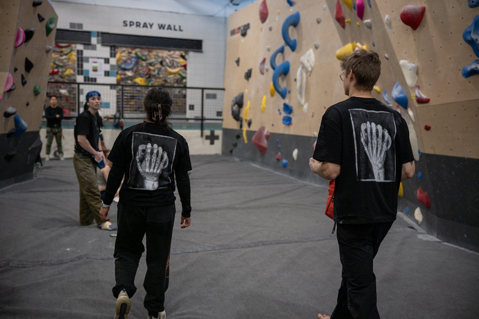 rungne_lifestyle_harness-wideleg-pants--monkey-index-tee-regular-fit--beast-mode-chalk-bucket_001