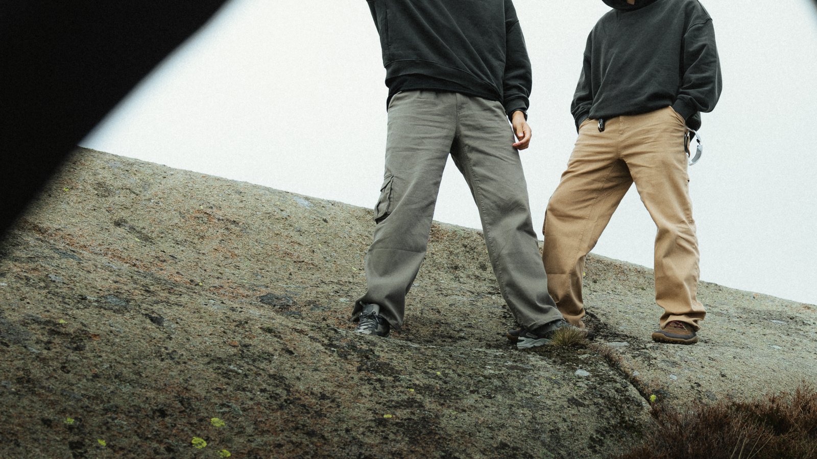 rungne_lifestyle_highballer-utility-soft-stretch--project-hoodie_004
