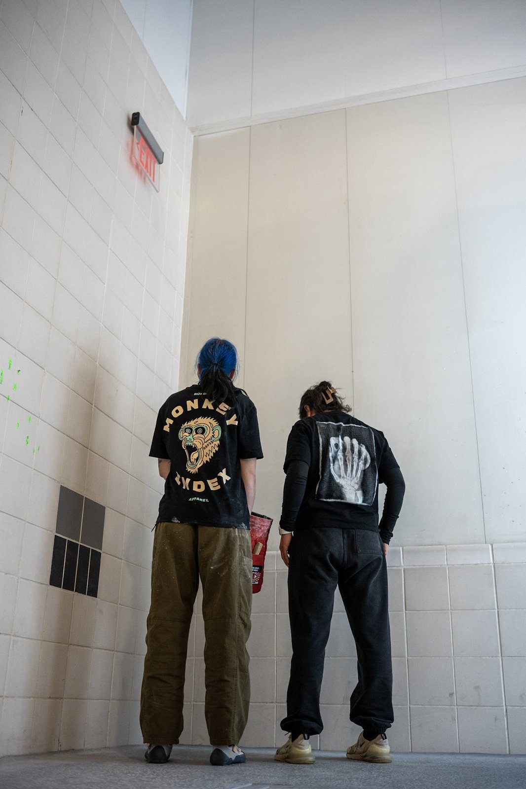 rungne_lifestyle_monkey-index-tee-regular-fit--beast-mode-chalk-bucket--x-ray-tee_007