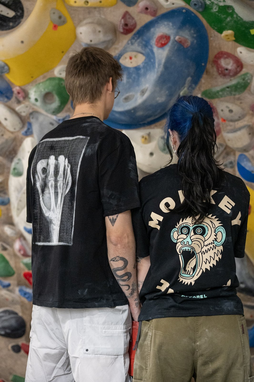 rungne_lifestyle_flow-shorts--monkey-index-tee-regular-fit--beast-mode-chalk-bucket_025