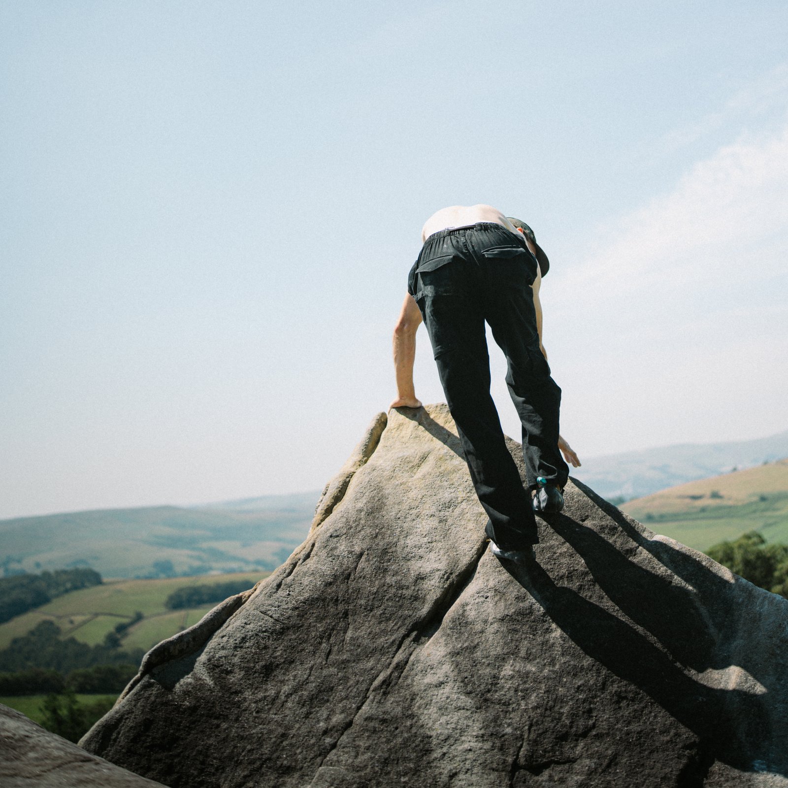 RÚNGNE-LIFESTYLE_THE-PEAK-DISTRICT