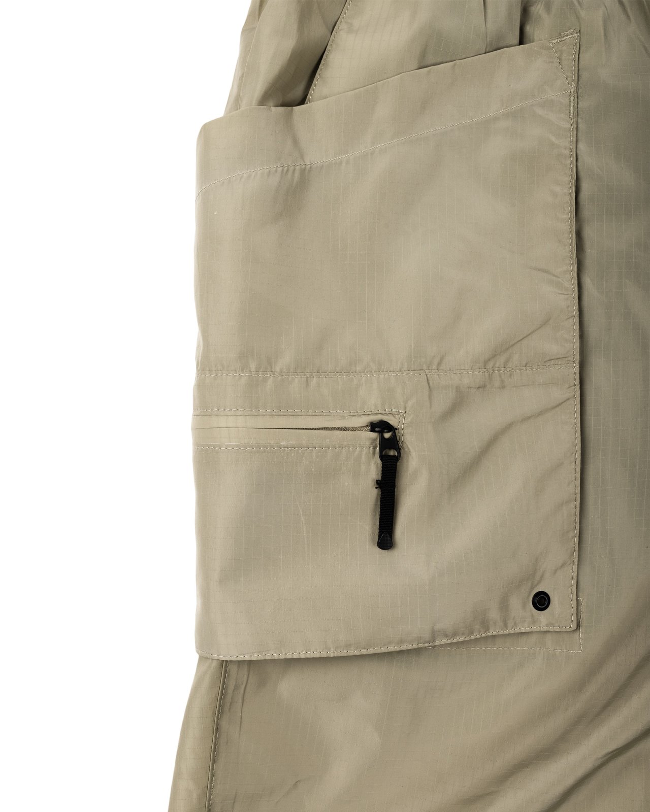 rungne_packshot_flow-shorts_007