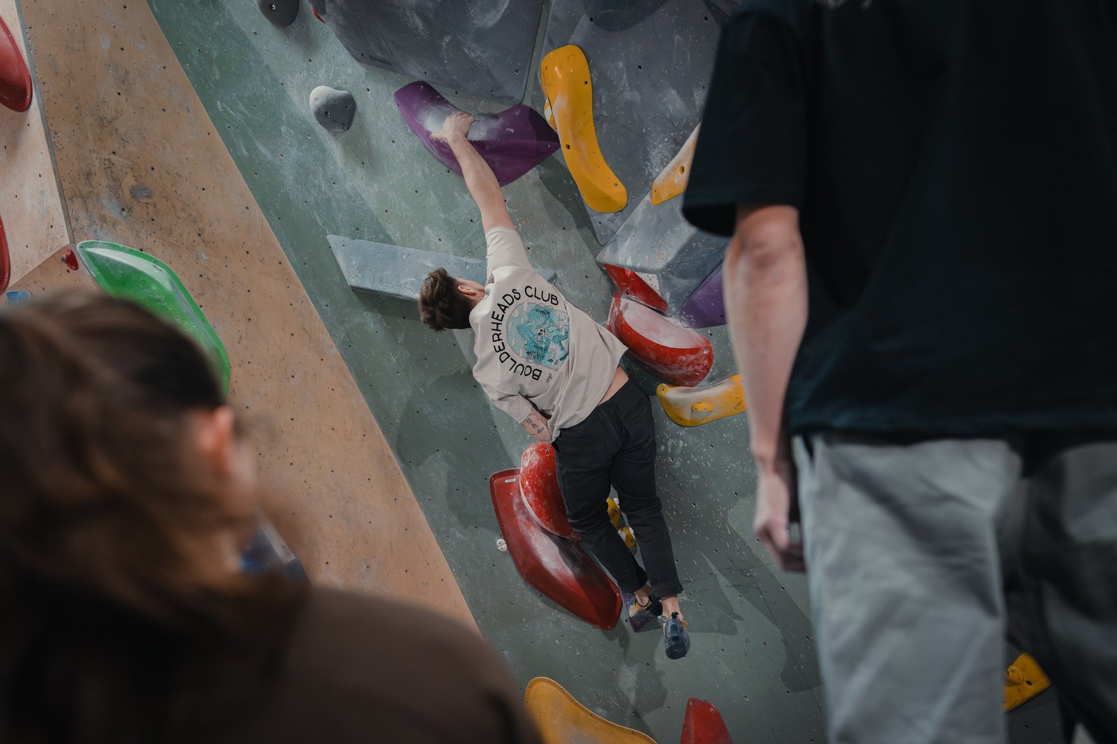 rungne_lifestyle_highballer-original-pants--boulderheads-tee_004
