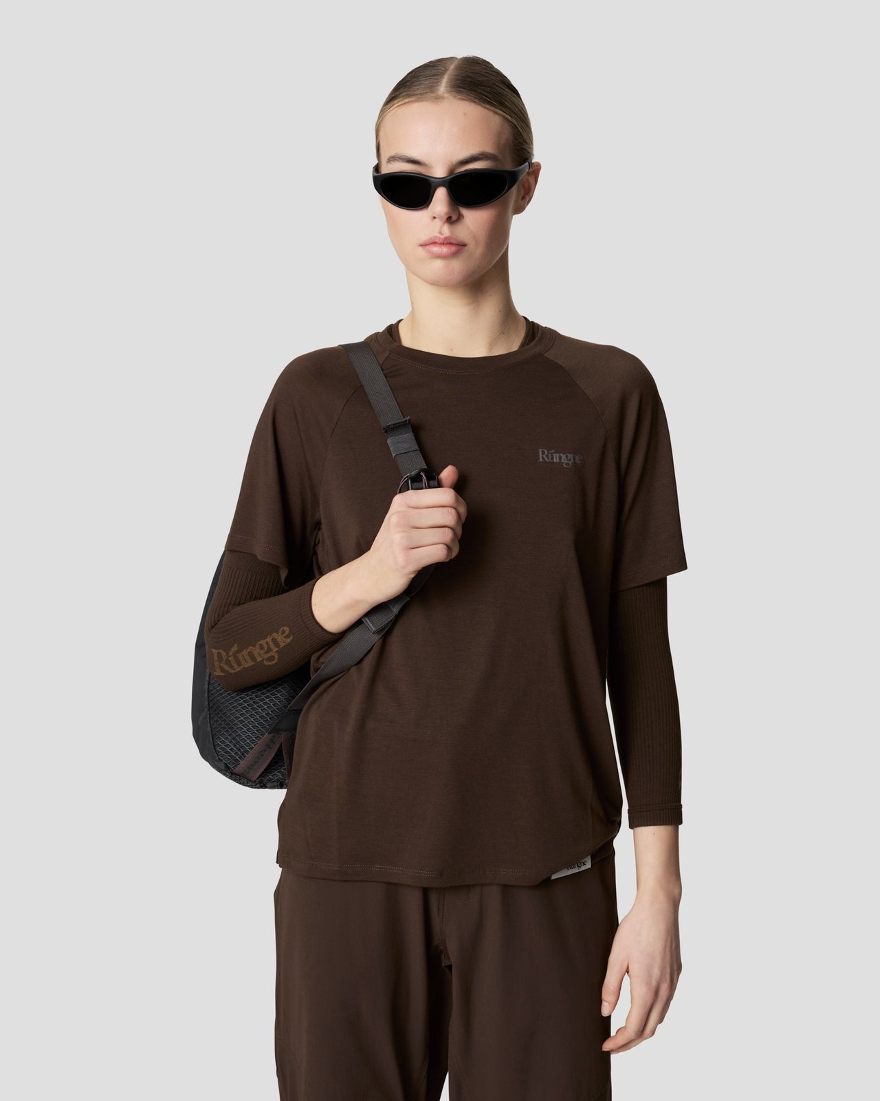 rungne_modelshot_womens-sloper-tee_pos06_forged-iron